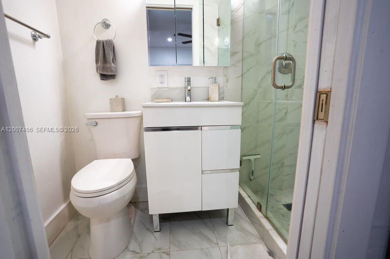 Real estate property located at 5290 Palm Ave, Miami-dade, Ulelah Rev Plat, Hialeah, FL