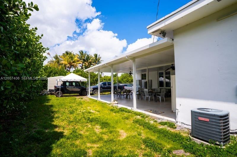 Real estate property located at 5290 Palm Ave, Miami-dade, Ulelah Rev Plat, Hialeah, FL