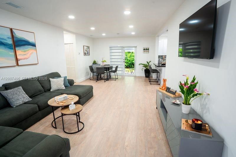 Real estate property located at 5290 Palm Ave, Miami-dade, Ulelah Rev Plat, Hialeah, FL