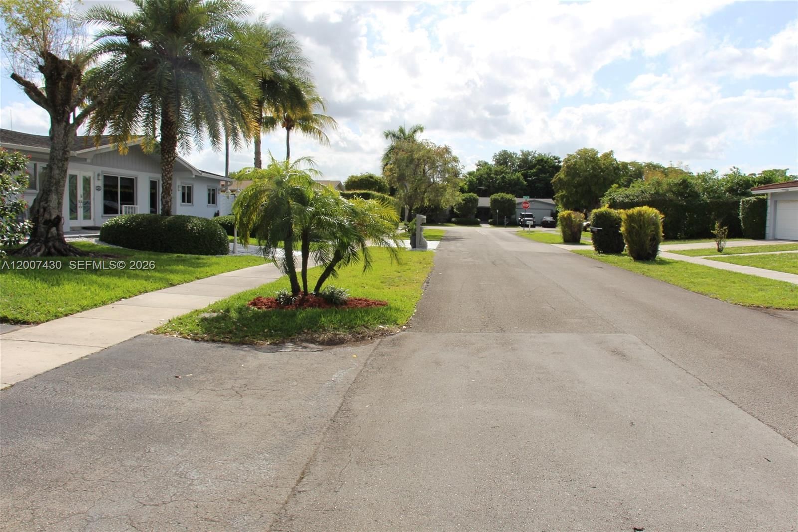 Real estate property located at 14544 76th St, Miami-dade, Kendale Lakes Sec Eight, Miami, FL