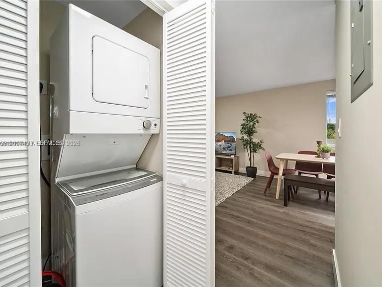 Real estate property located at 2320 Garfield St, Broward, Hollywood Terrace, Hollywood, FL