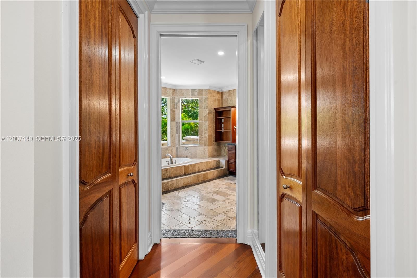 Real estate property located at 4065 Battersea Rd, Miami-dade, Coconut Grove Manor, Miami, FL