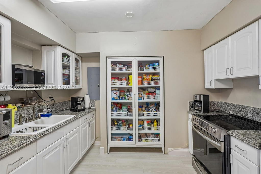 Real estate property located at 15245 298th Ter, Miami-dade, Dixie Estates Amended, Homestead, FL