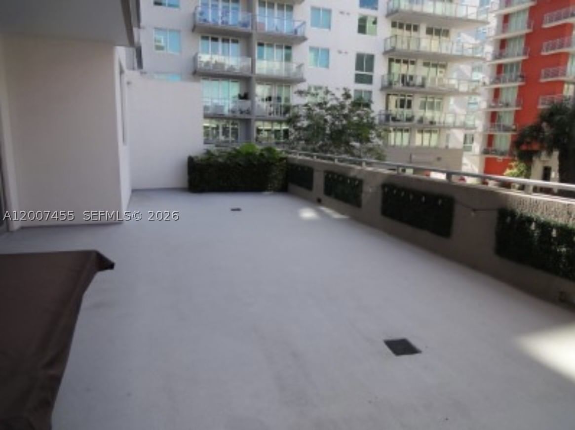 Real estate property located at 7825 107th Ave #221, Miami-dade, Midtown At Doral, Doral, FL