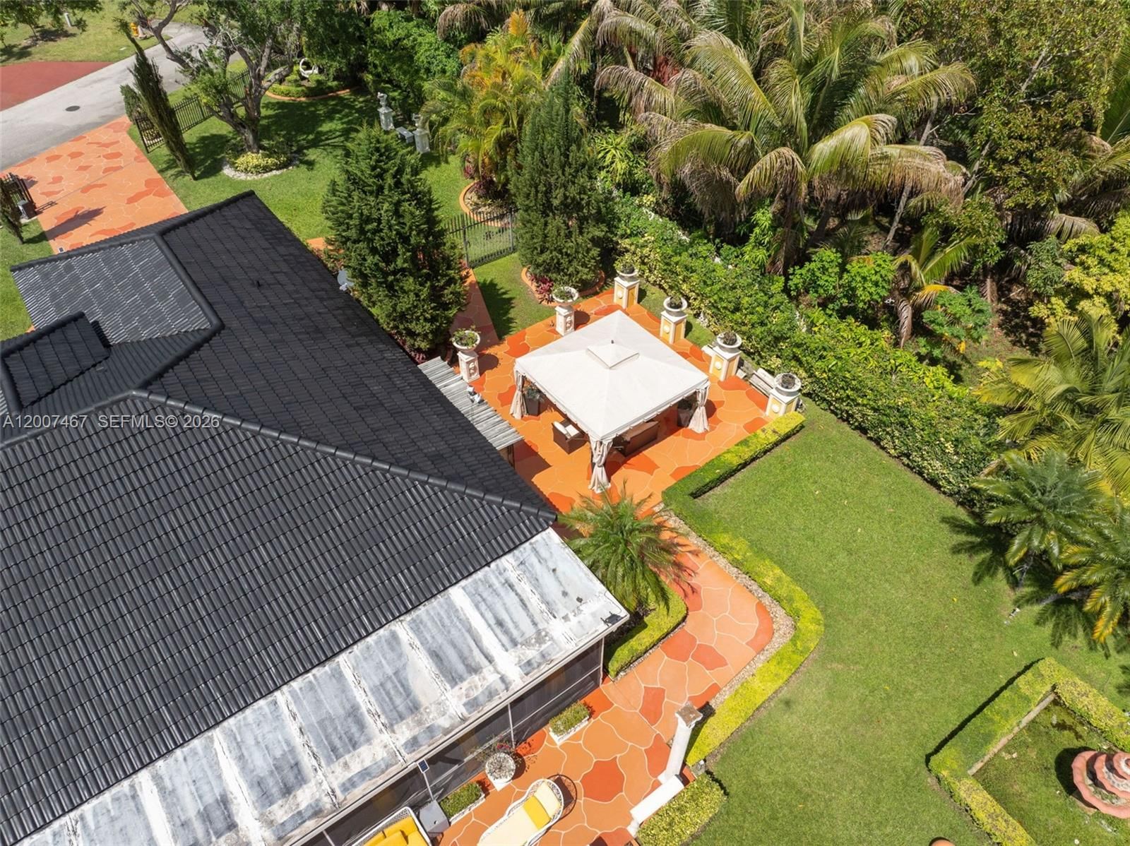 Real estate property located at 15860 287th St, Miami-dade, Biscayne Best, Homestead, FL