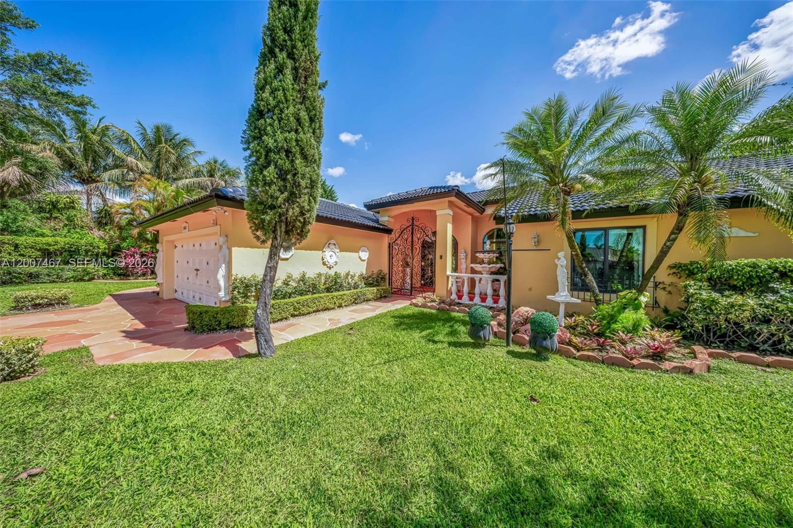 Real estate property located at 15860 287th St, Miami-dade, Biscayne Best, Homestead, FL