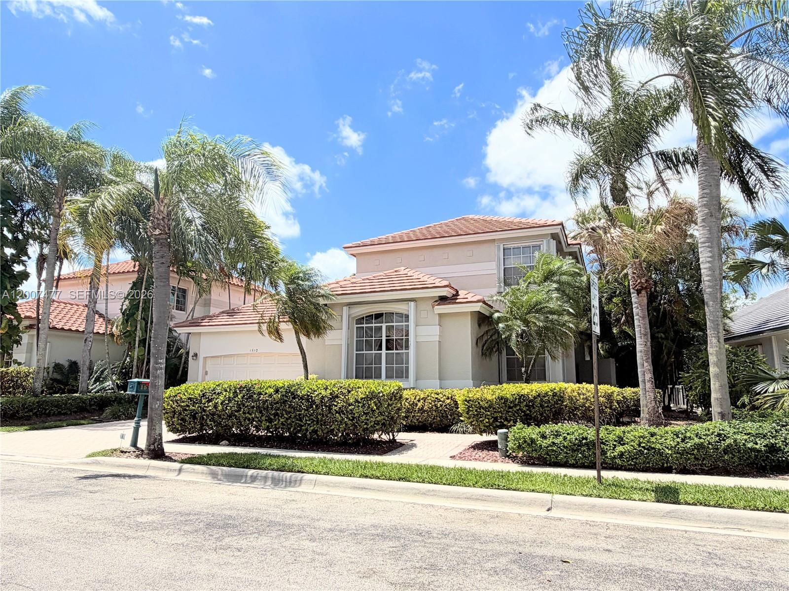 Real estate property located at 1510 Lacosta Dr W, Broward, Hollywood Lakes Country C, Pembroke Pines, FL