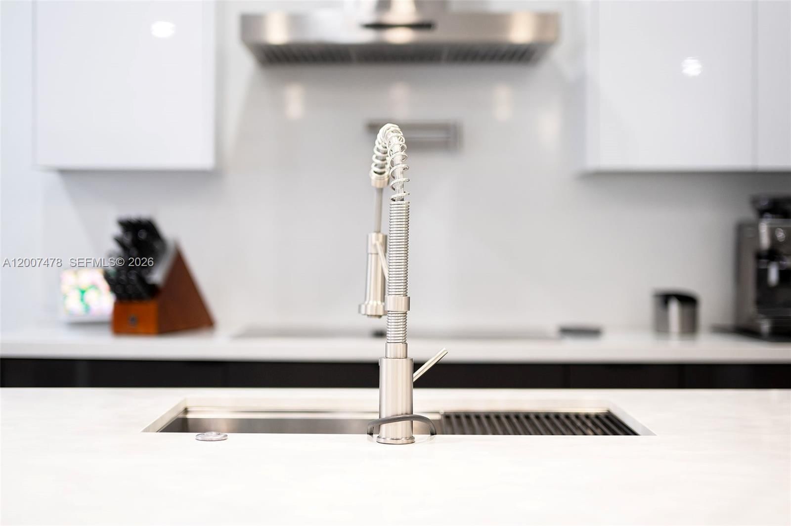 Real estate property located at 13741 118th Ter, Miami-dade, Century Breeze, Miami, FL