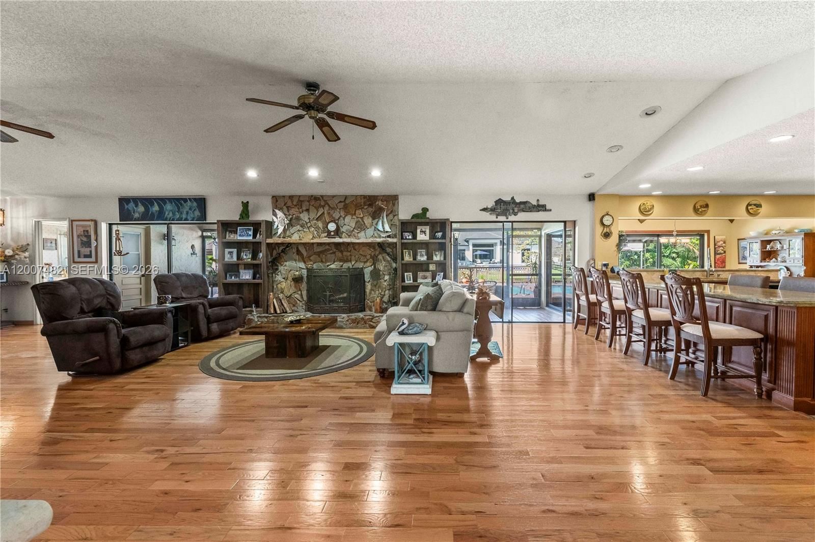 Real estate property located at 10651 27th St, Broward, Davie West, Davie, FL