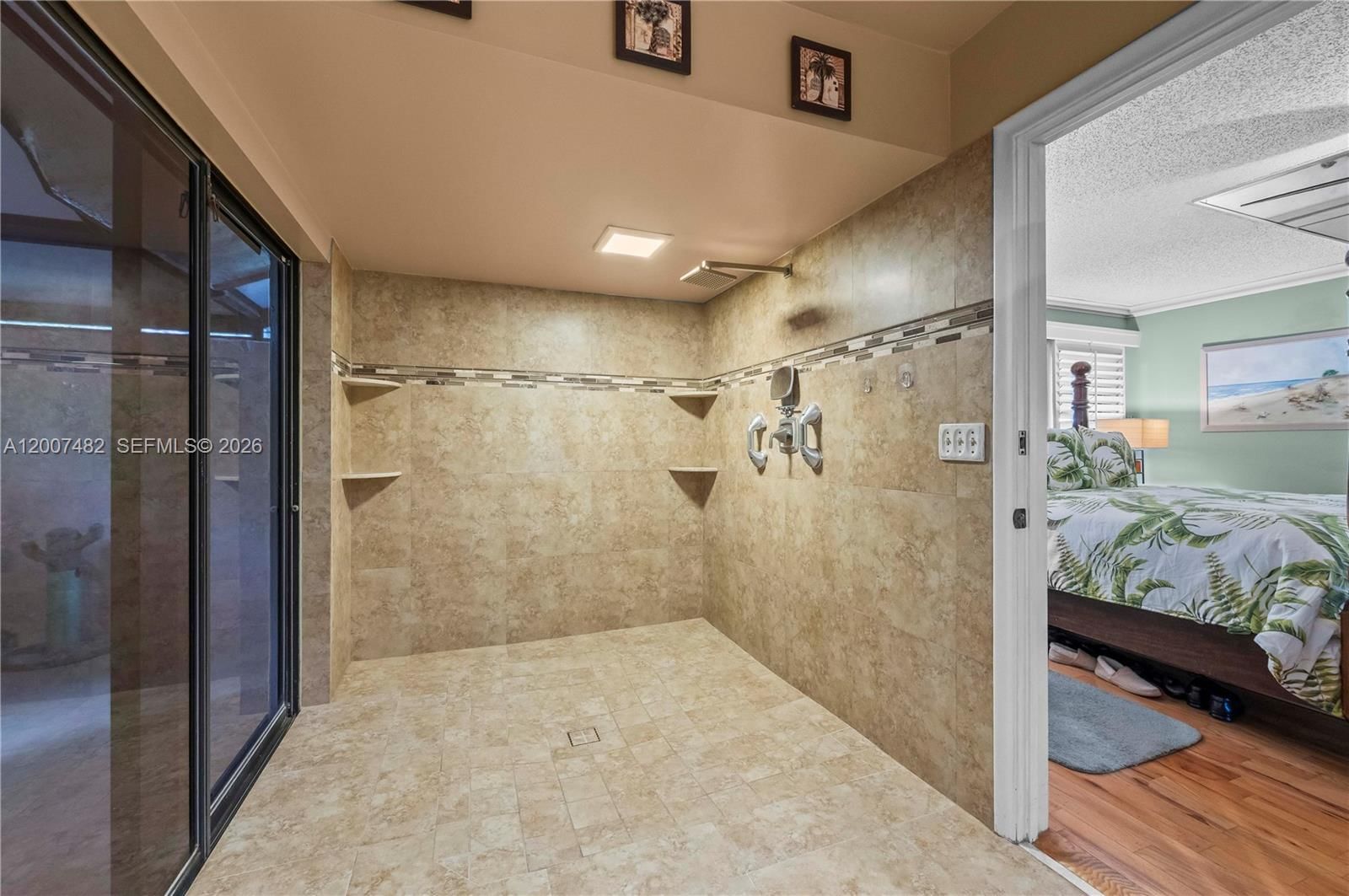 Real estate property located at 10651 27th St, Broward, Davie West, Davie, FL