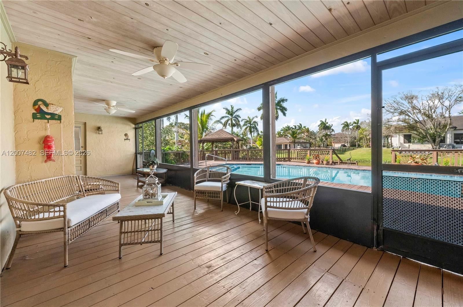 Real estate property located at 10651 27th St, Broward, Davie West, Davie, FL