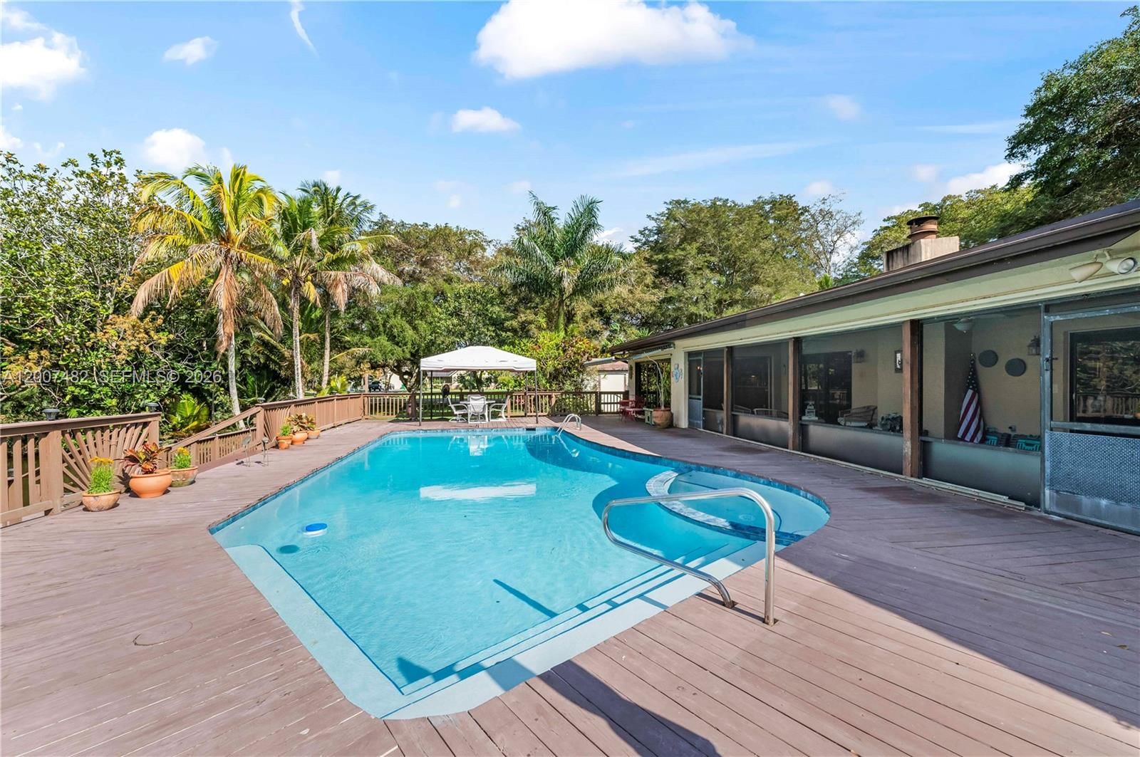 Real estate property located at 10651 27th St, Broward, Davie West, Davie, FL