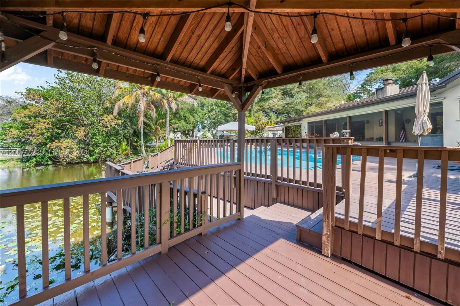 Real estate property located at 10651 27th St, Broward, Davie West, Davie, FL