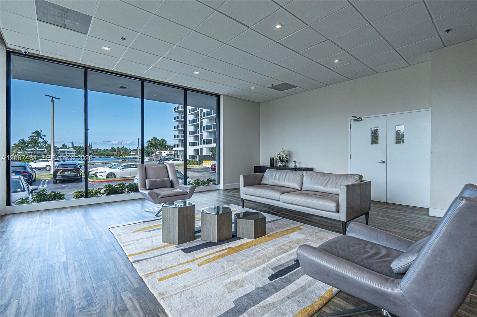 Real estate property located at 20505 Country Club Dr #931, Miami-dade, Waterview Condo, Aventura, FL