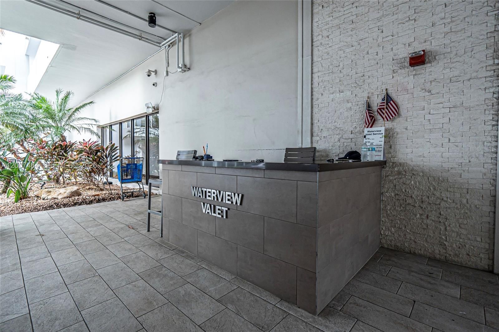 Real estate property located at 20505 Country Club Dr #931, Miami-dade, Waterview Condo, Aventura, FL