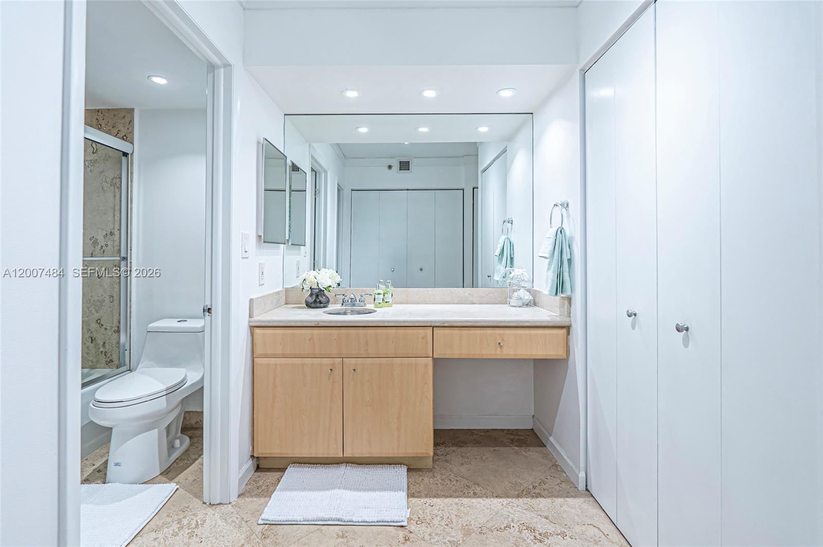 Real estate property located at 20505 Country Club Dr #931, Miami-dade, Waterview Condo, Aventura, FL