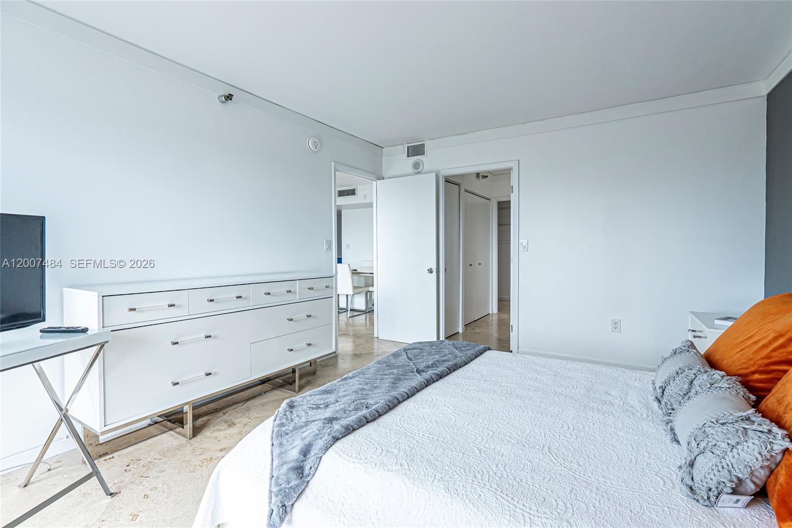 Real estate property located at 20505 Country Club Dr #931, Miami-dade, Waterview Condo, Aventura, FL