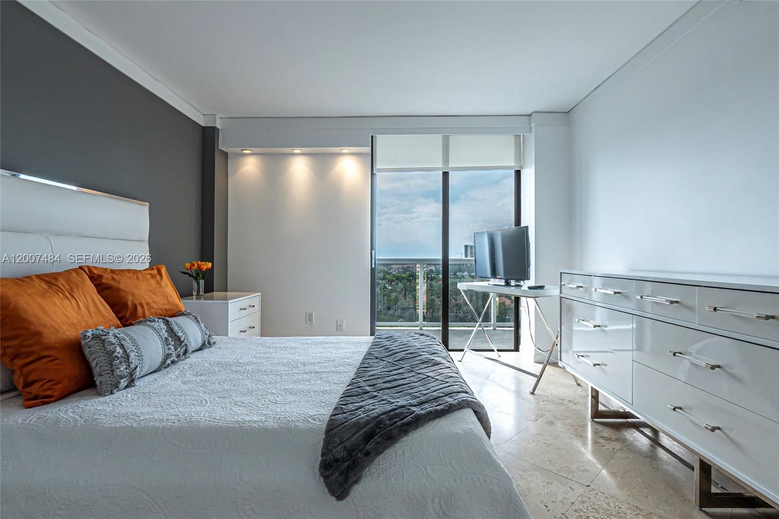 Real estate property located at 20505 Country Club Dr #931, Miami-dade, Waterview Condo, Aventura, FL