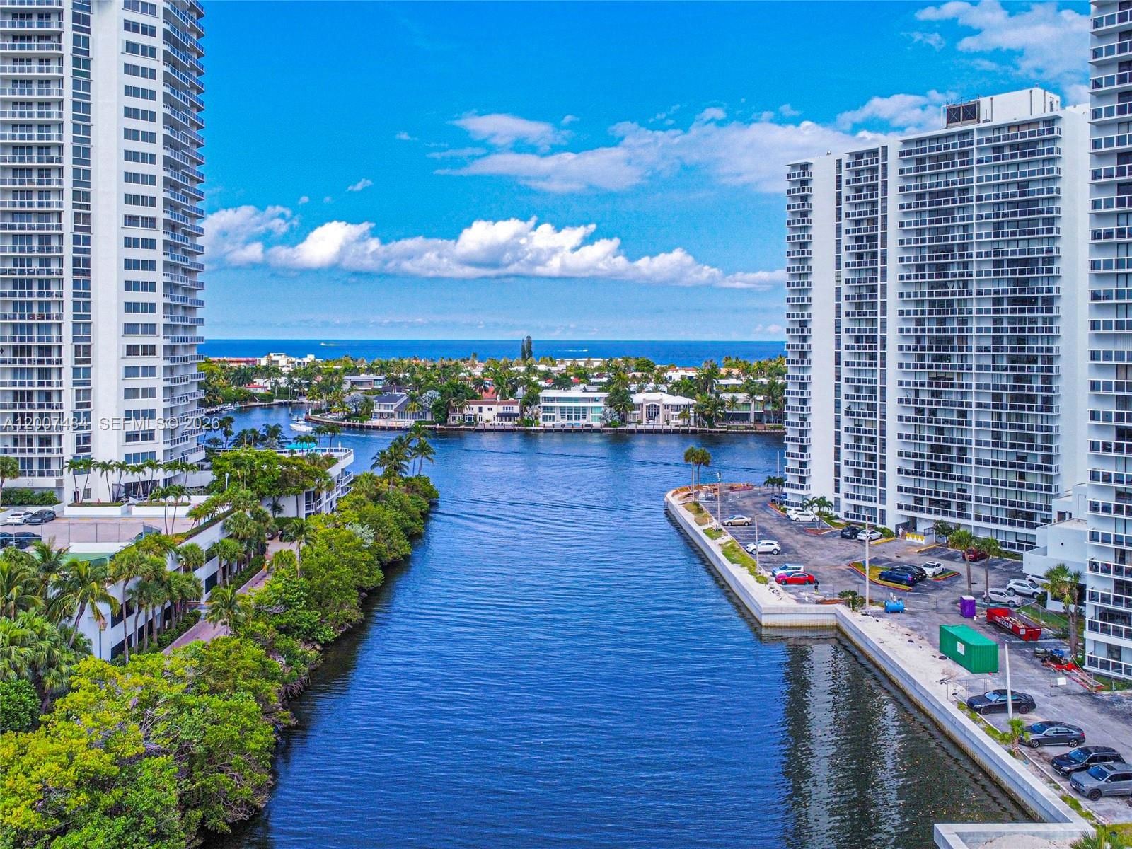 Real estate property located at 20505 Country Club Dr #931, Miami-dade, Waterview Condo, Aventura, FL