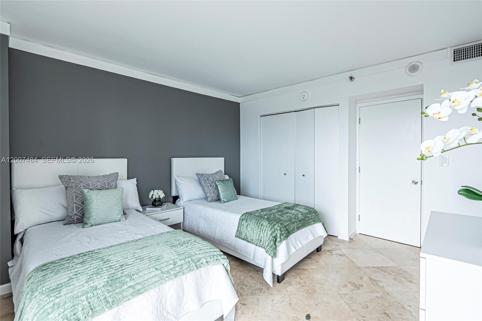 Real estate property located at 20505 Country Club Dr #931, Miami-dade, Waterview Condo, Aventura, FL