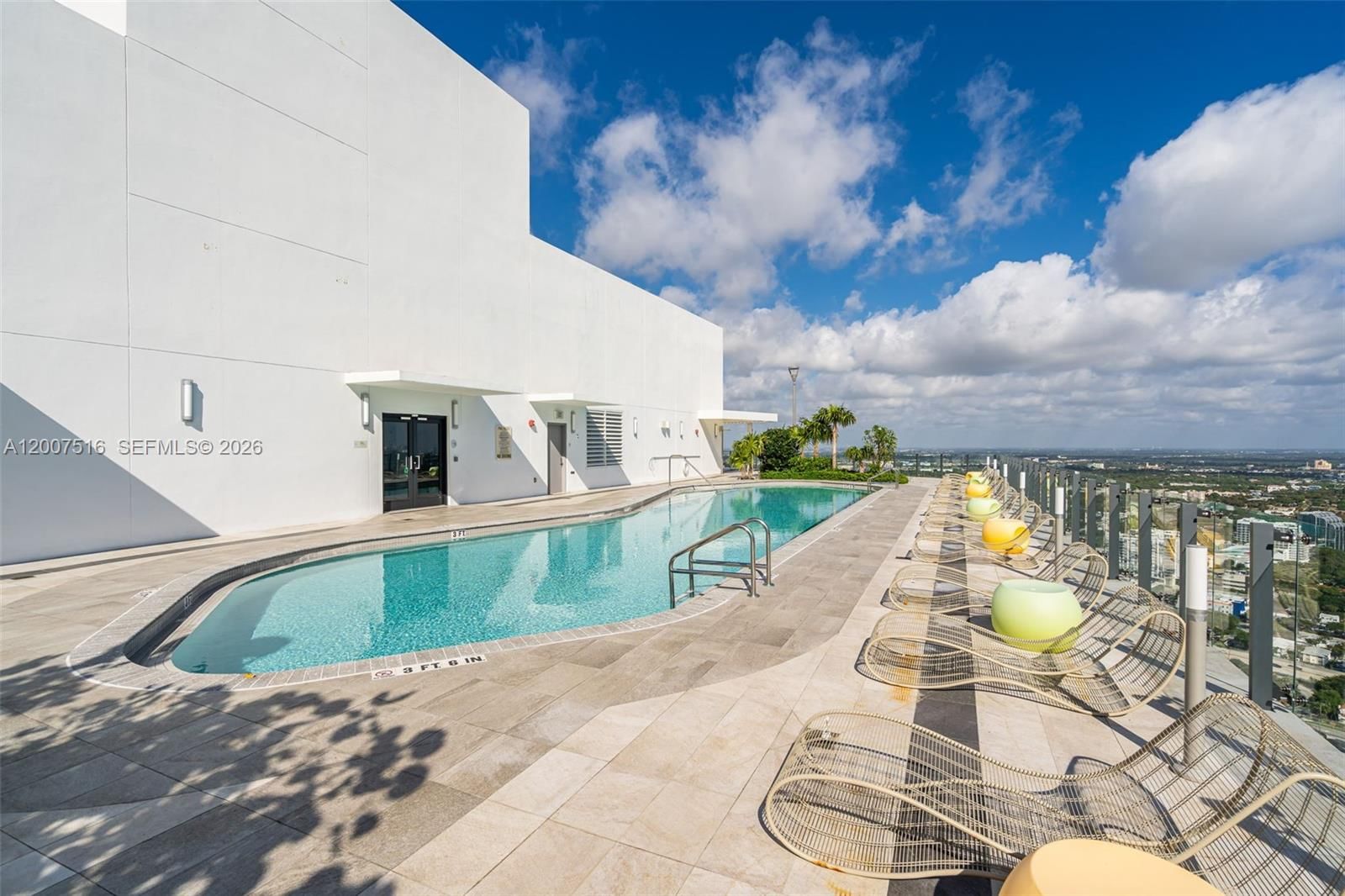 Real estate property located at 501 31st St #3704, Miami-dade, Paraiso Bayviews Condo, Miami, FL