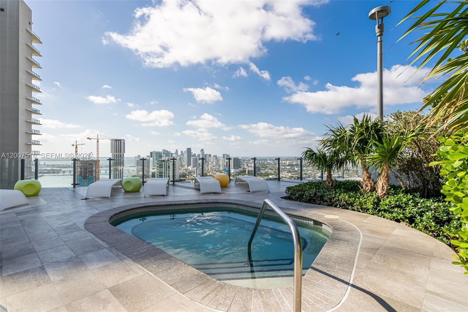 Real estate property located at 501 31st St #3704, Miami-dade, Paraiso Bayviews Condo, Miami, FL