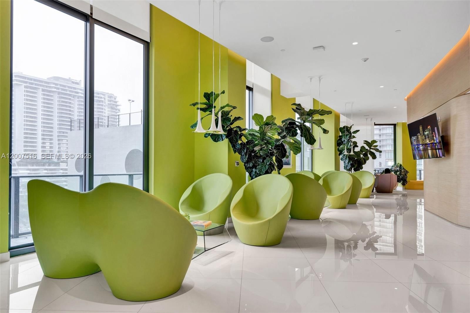 Real estate property located at 501 31st St #3704, Miami-dade, Paraiso Bayviews Condo, Miami, FL