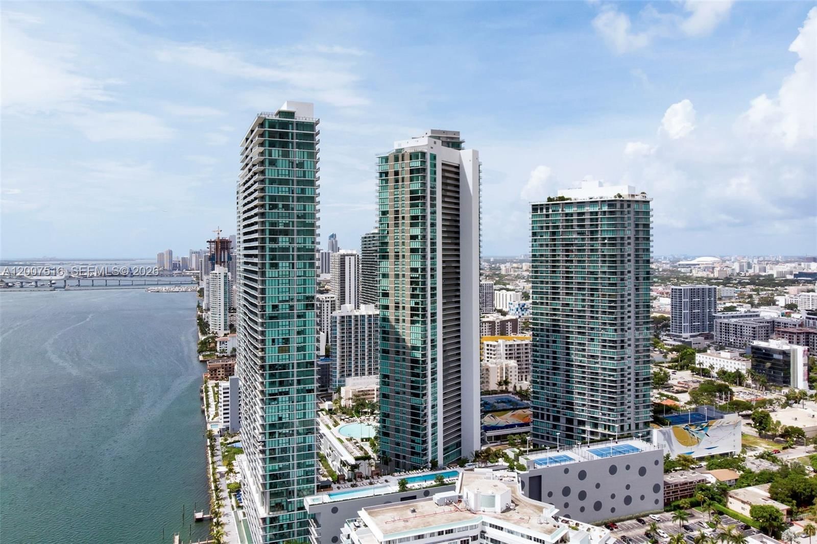Real estate property located at 501 31st St #3704, Miami-dade, Paraiso Bayviews Condo, Miami, FL