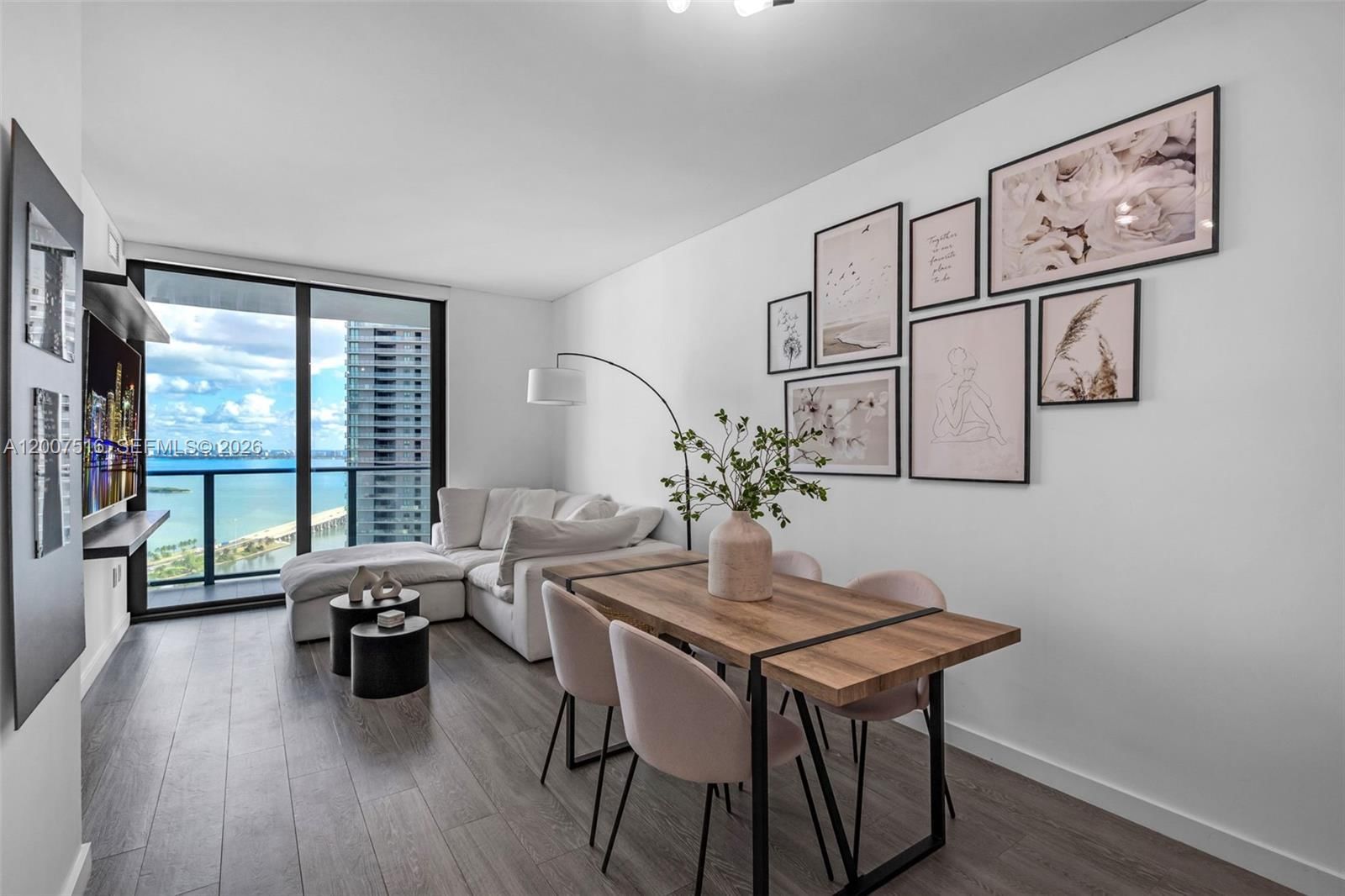 Real estate property located at 501 31st St #3704, Miami-dade, Paraiso Bayviews Condo, Miami, FL