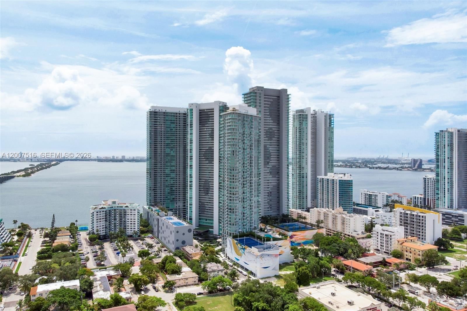 Real estate property located at 501 31st St #3704, Miami-dade, Paraiso Bayviews Condo, Miami, FL