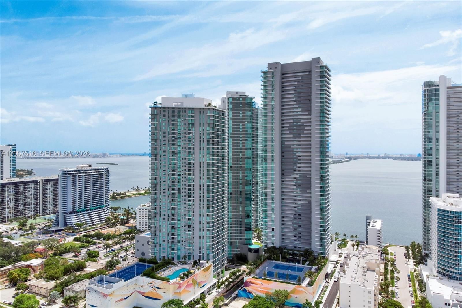 Real estate property located at 501 31st St #3704, Miami-dade, Paraiso Bayviews Condo, Miami, FL