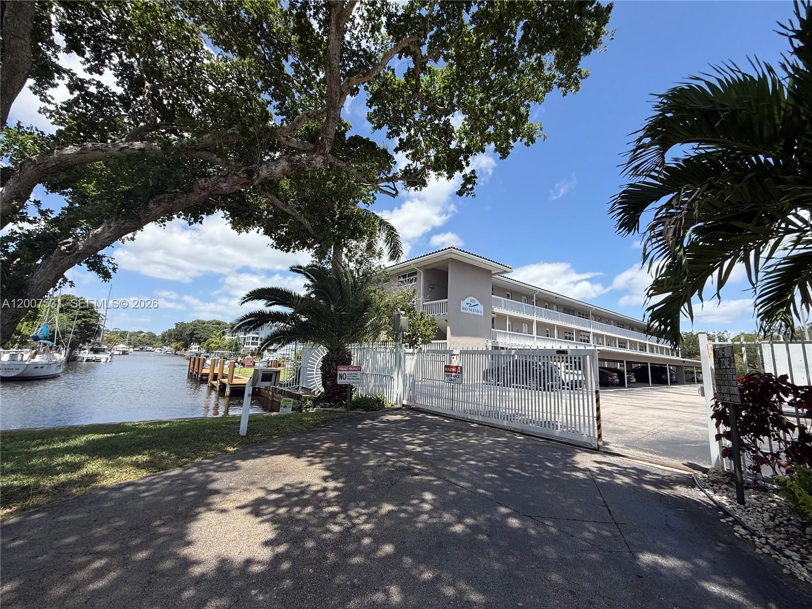 Real estate property located at 900 12th St #110, Broward, Rio Nuevo A Condo, Fort Lauderdale, FL