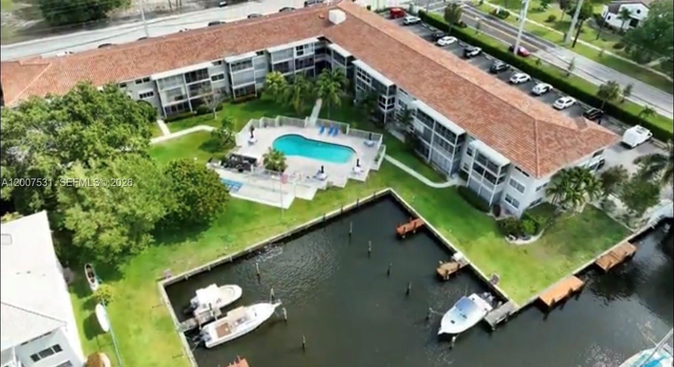 Real estate property located at 900 12th St #110, Broward, Rio Nuevo A Condo, Fort Lauderdale, FL