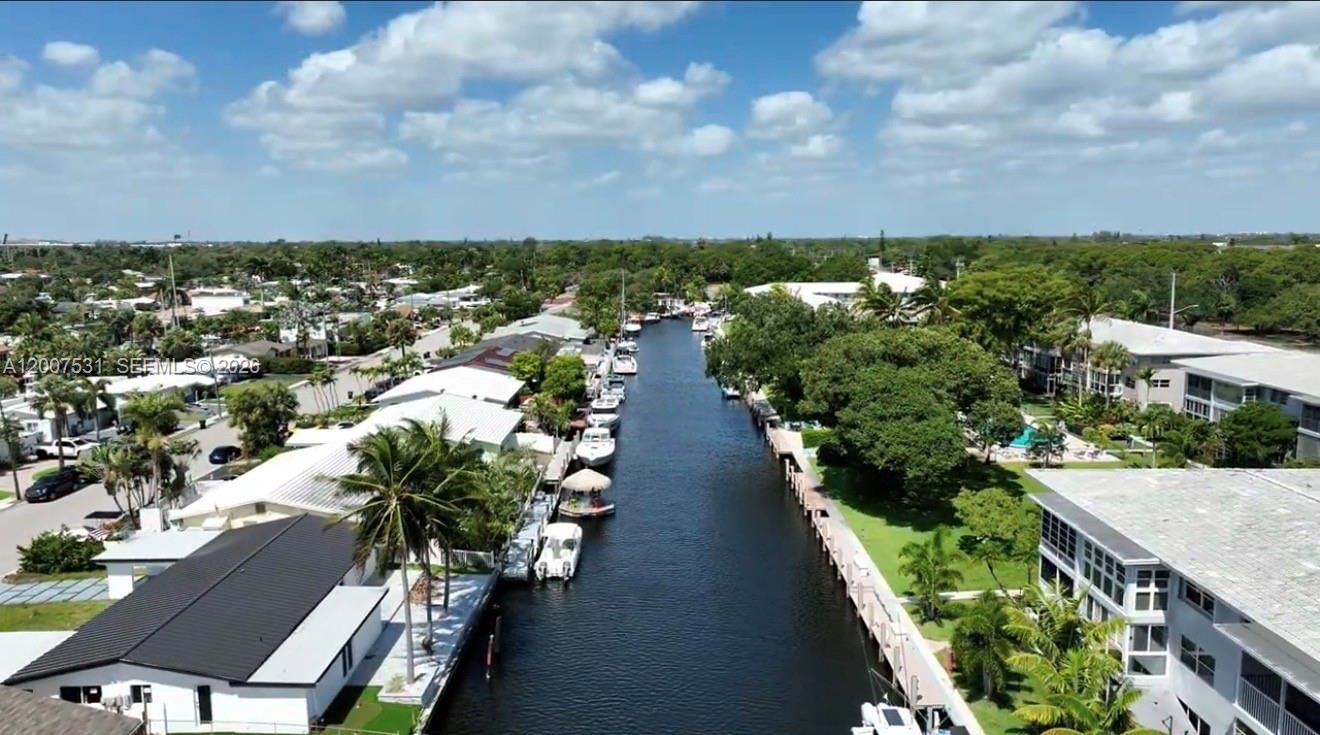 Real estate property located at 900 12th St #110, Broward, Rio Nuevo A Condo, Fort Lauderdale, FL