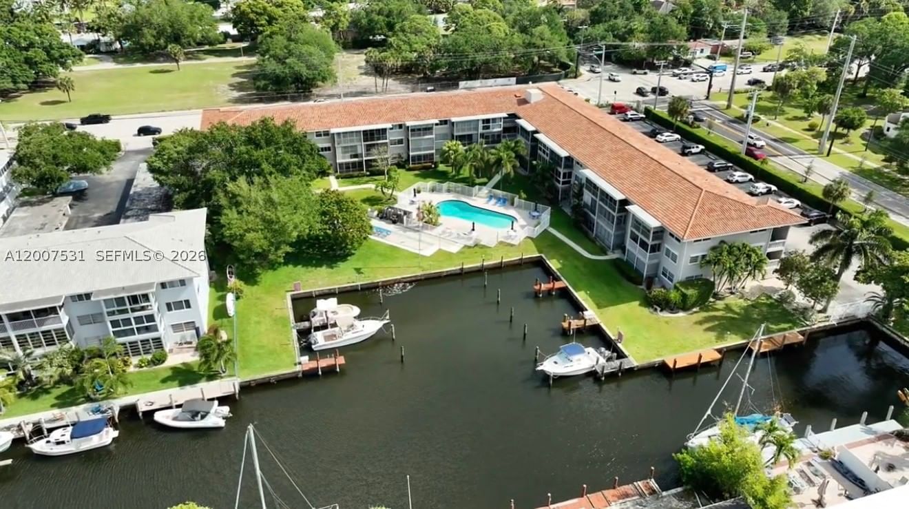 Real estate property located at 900 12th St #110, Broward, Rio Nuevo A Condo, Fort Lauderdale, FL