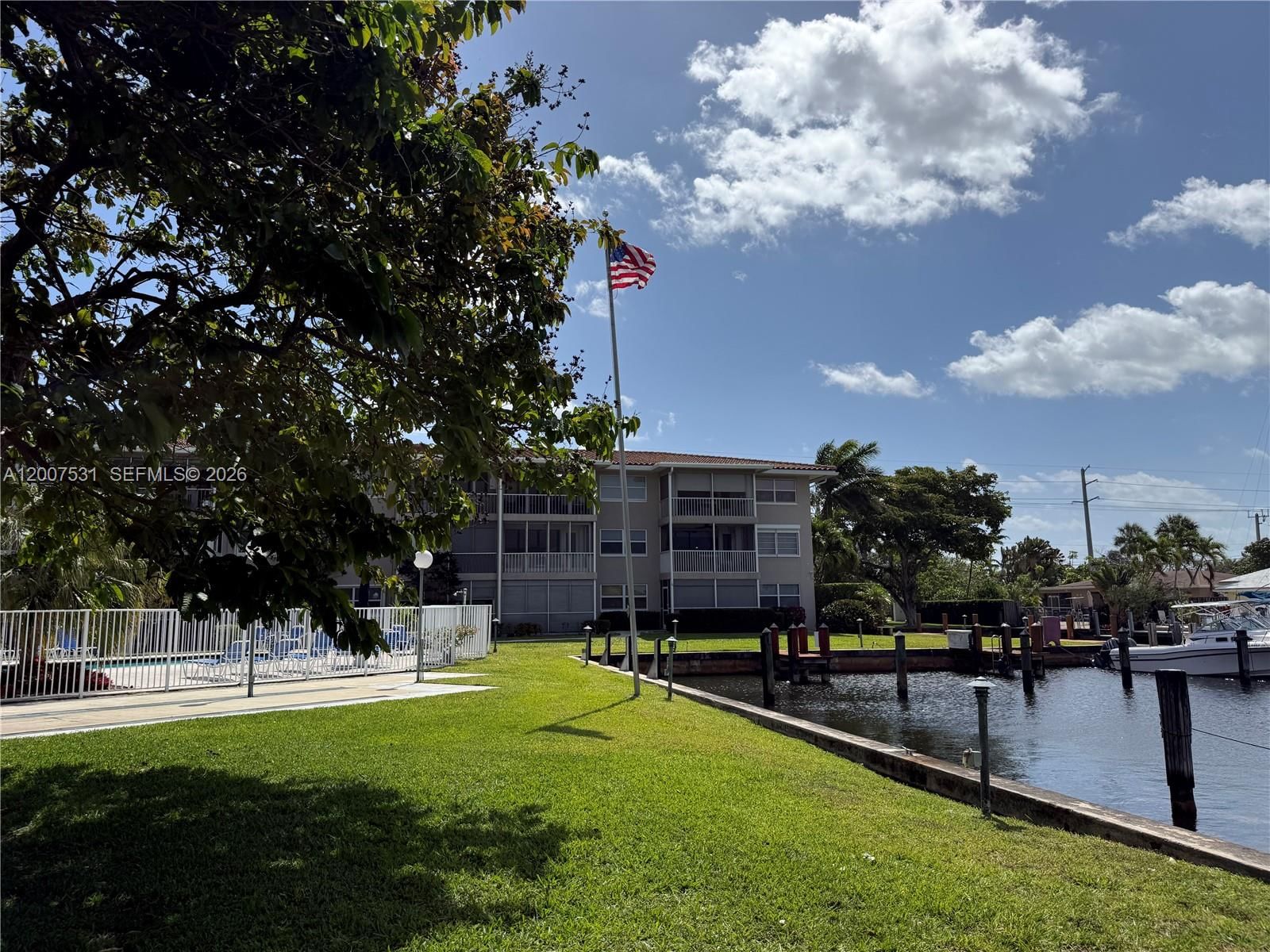 Real estate property located at 900 12th St #110, Broward, Rio Nuevo A Condo, Fort Lauderdale, FL