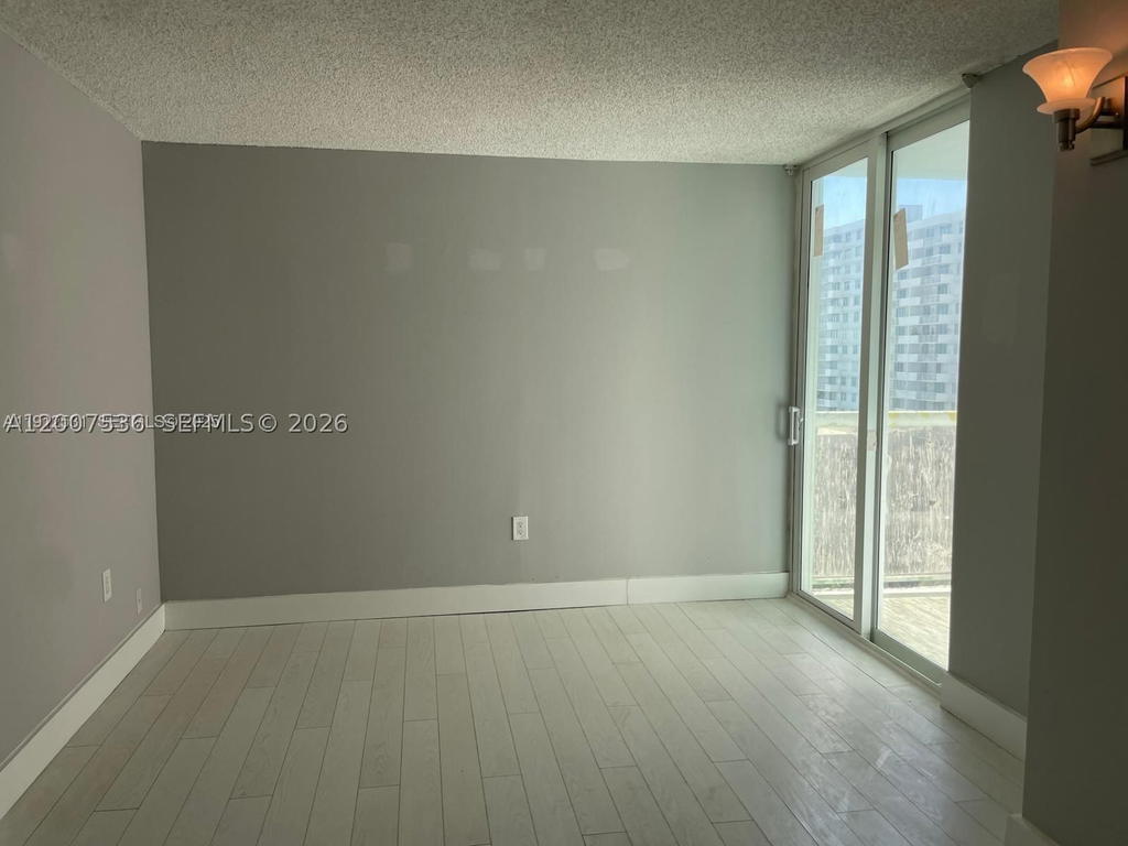 Real estate property located at 5880 Collins Ave #1006, Miami-dade, La Rive Gauche Condo, Miami Beach, FL