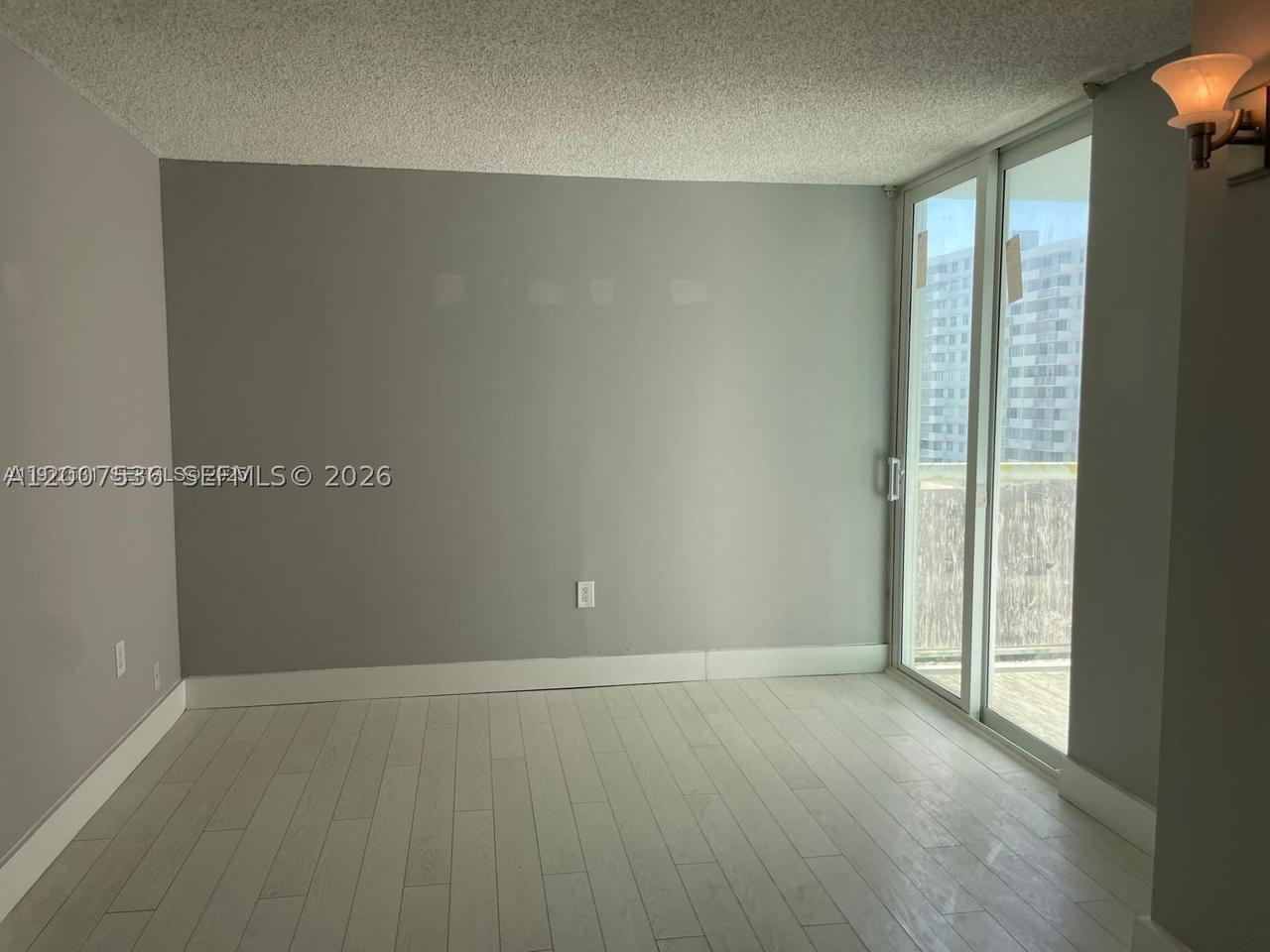 Real estate property located at 5880 Collins Ave #1006, Miami-dade, La Rive Gauche Condo, Miami Beach, FL