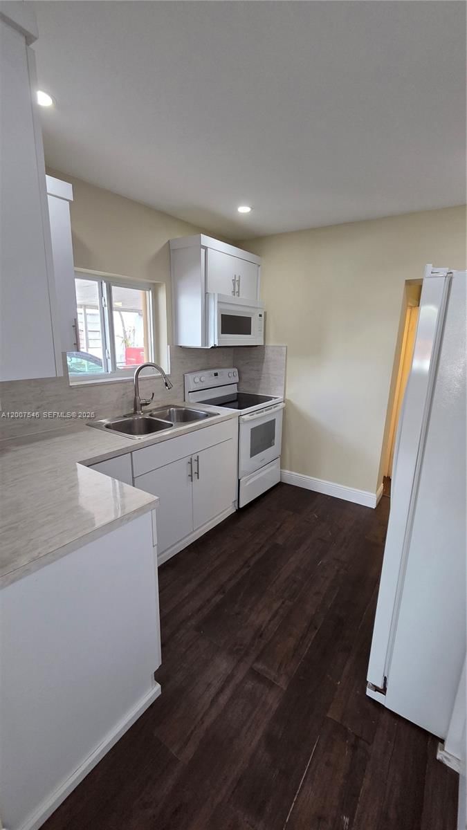 Real estate property located at 4795 8th Ct, Miami-dade, Ingleside Park Rev, Hialeah, FL