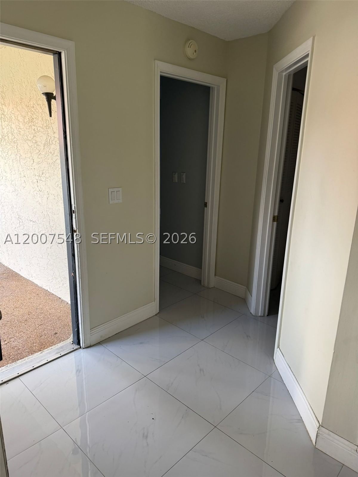 Real estate property located at 9863 Three Lakes Cir, Palm Beach, Rosewood Condo, Boca Raton, FL