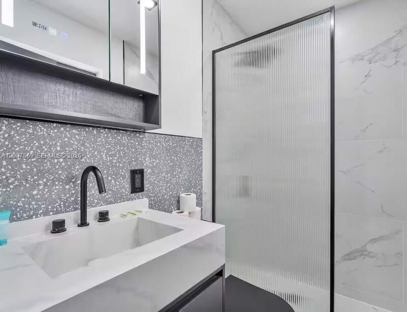 Real estate property located at 400 40th St, Miami-dade, Bay Vista Park, Miami, FL