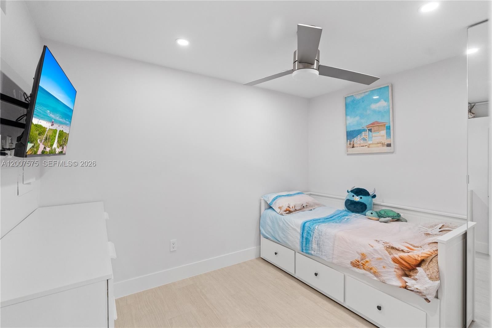 Real estate property located at 2030 Ocean Dr #918, Broward, Parker Plaza Condo Estate, Hallandale Beach, FL