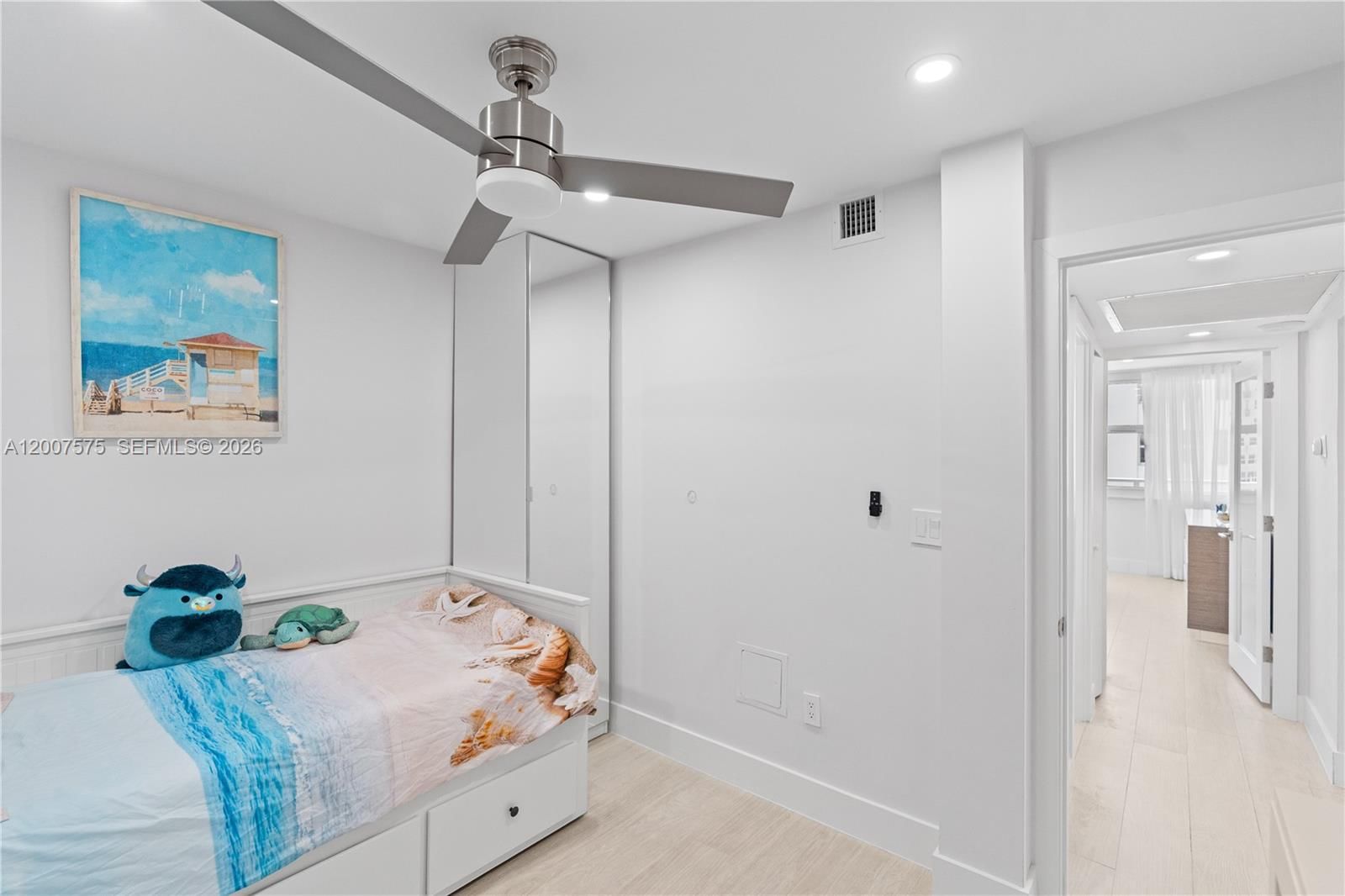 Real estate property located at 2030 Ocean Dr #918, Broward, Parker Plaza Condo Estate, Hallandale Beach, FL