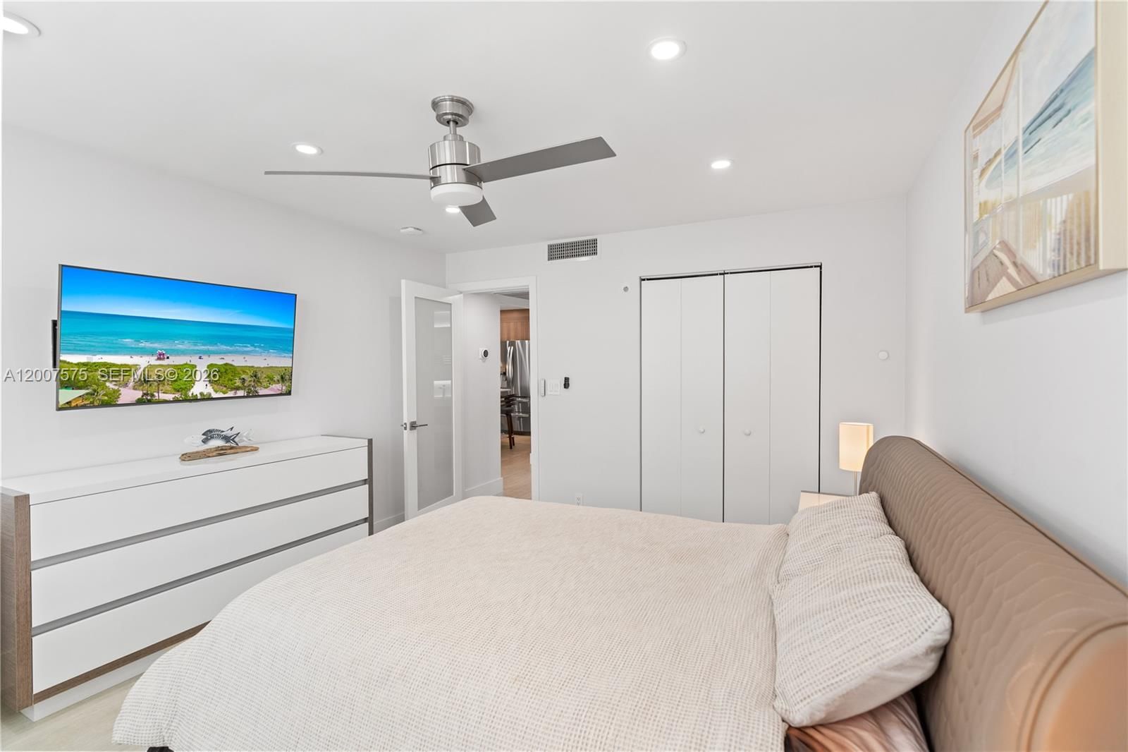 Real estate property located at 2030 Ocean Dr #918, Broward, Parker Plaza Condo Estate, Hallandale Beach, FL