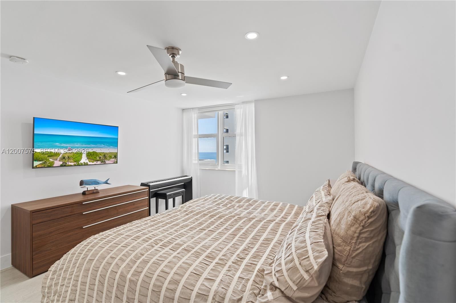 Real estate property located at 2030 Ocean Dr #918, Broward, Parker Plaza Condo Estate, Hallandale Beach, FL