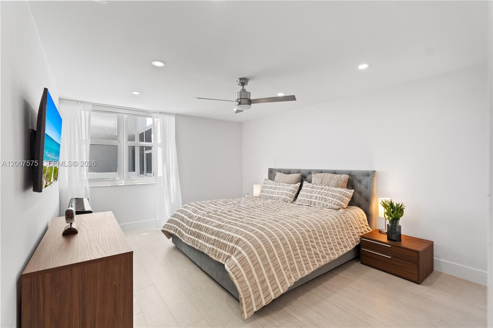 Real estate property located at 2030 Ocean Dr #918, Broward, Parker Plaza Condo Estate, Hallandale Beach, FL