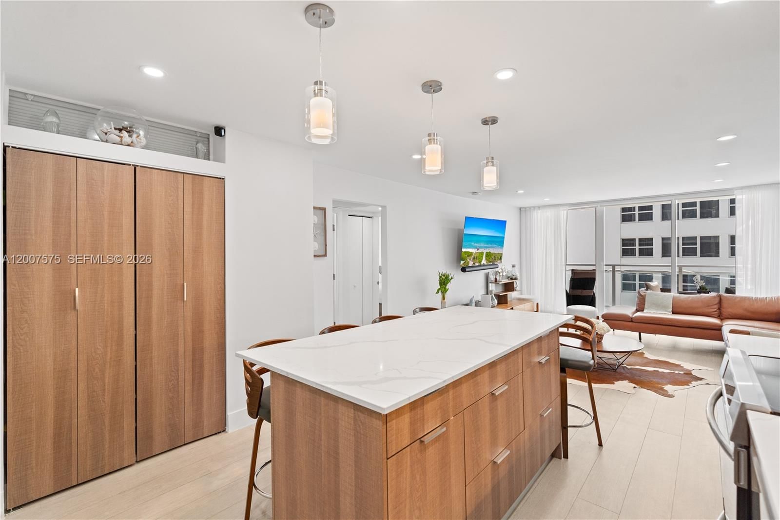 Real estate property located at 2030 Ocean Dr #918, Broward, Parker Plaza Condo Estate, Hallandale Beach, FL