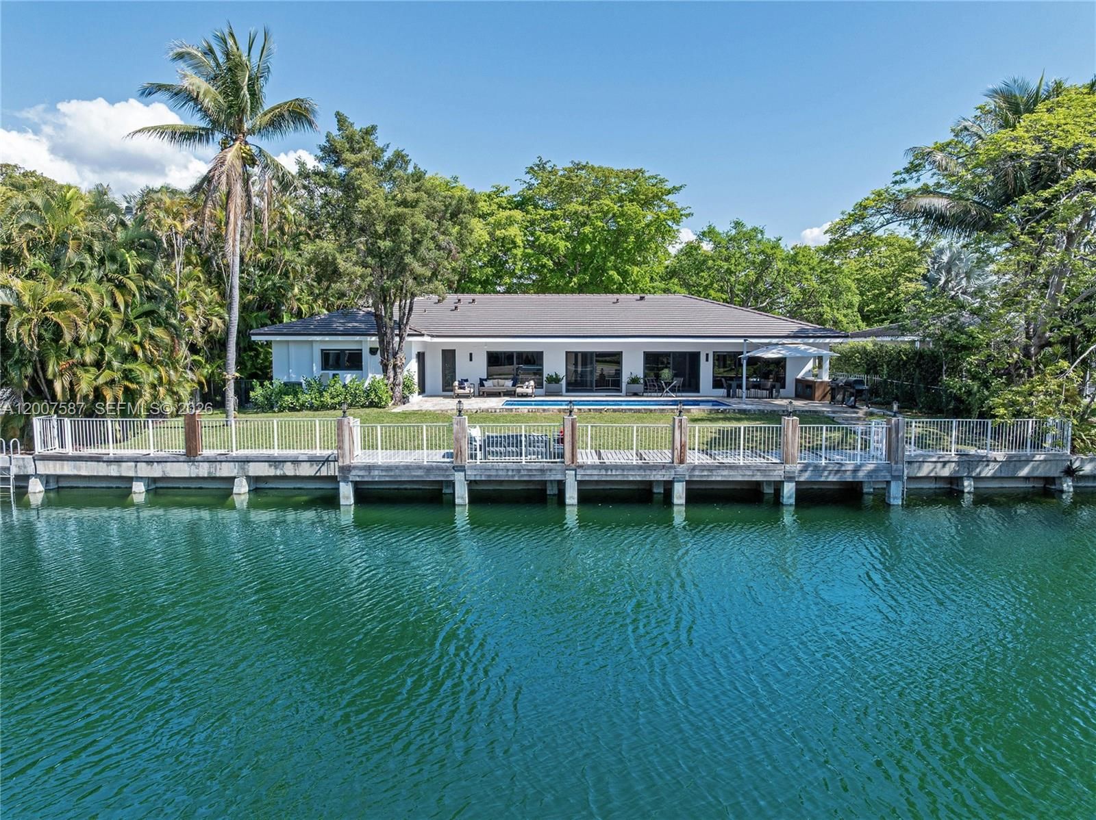 Real estate property located at 1520 Lugo Ave, Miami-dade, Coral Bay Sec C, Coral Gables, FL