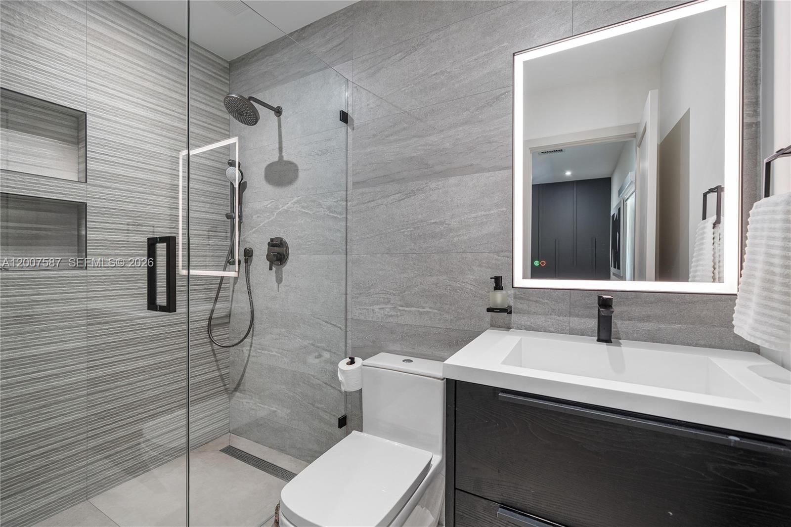 Real estate property located at 1520 Lugo Ave, Miami-dade, Coral Bay Sec C, Coral Gables, FL