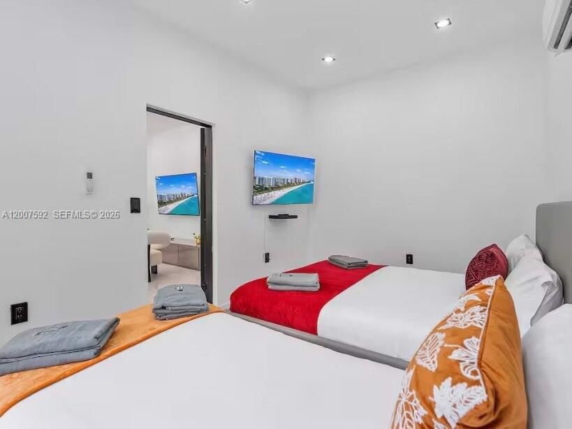 Real estate property located at 545 52nd St, Miami-dade, Railway Shops Addn 2nd Am, Miami, FL